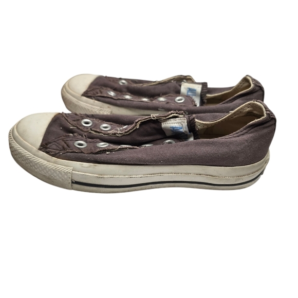Converse Low Top Purple Unisex Sneakers - Picture 5 of 8